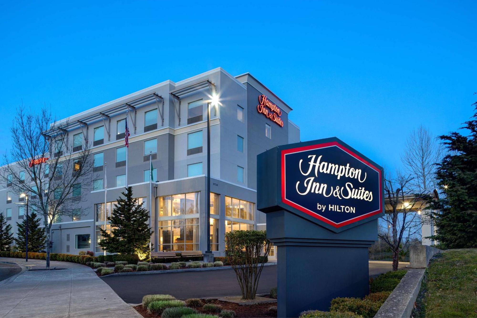 Hampton Inn & Suites Seattle/Federal Way Exterior photo