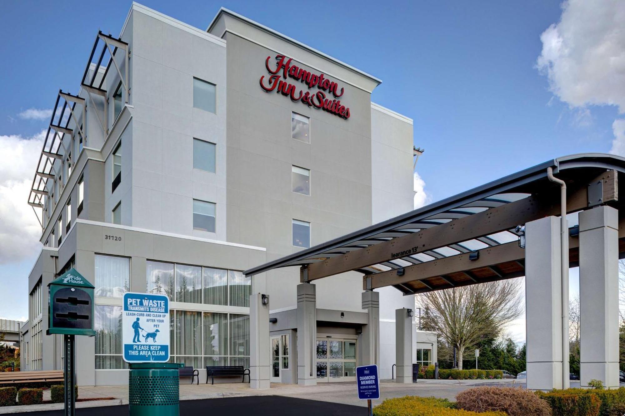 Hampton Inn & Suites Seattle/Federal Way Exterior photo